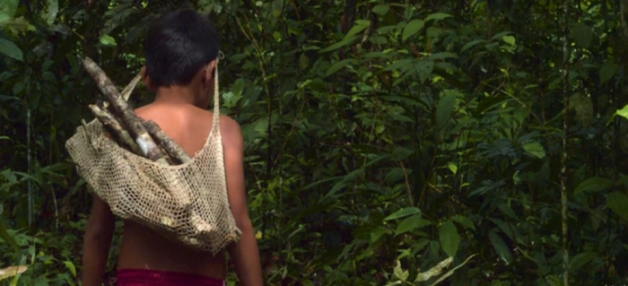 Encabezado_Invisibles en Clermont-Ferrand