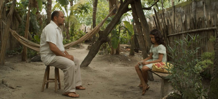 Nota Secundaria 1_Estreno el árbol Rojo